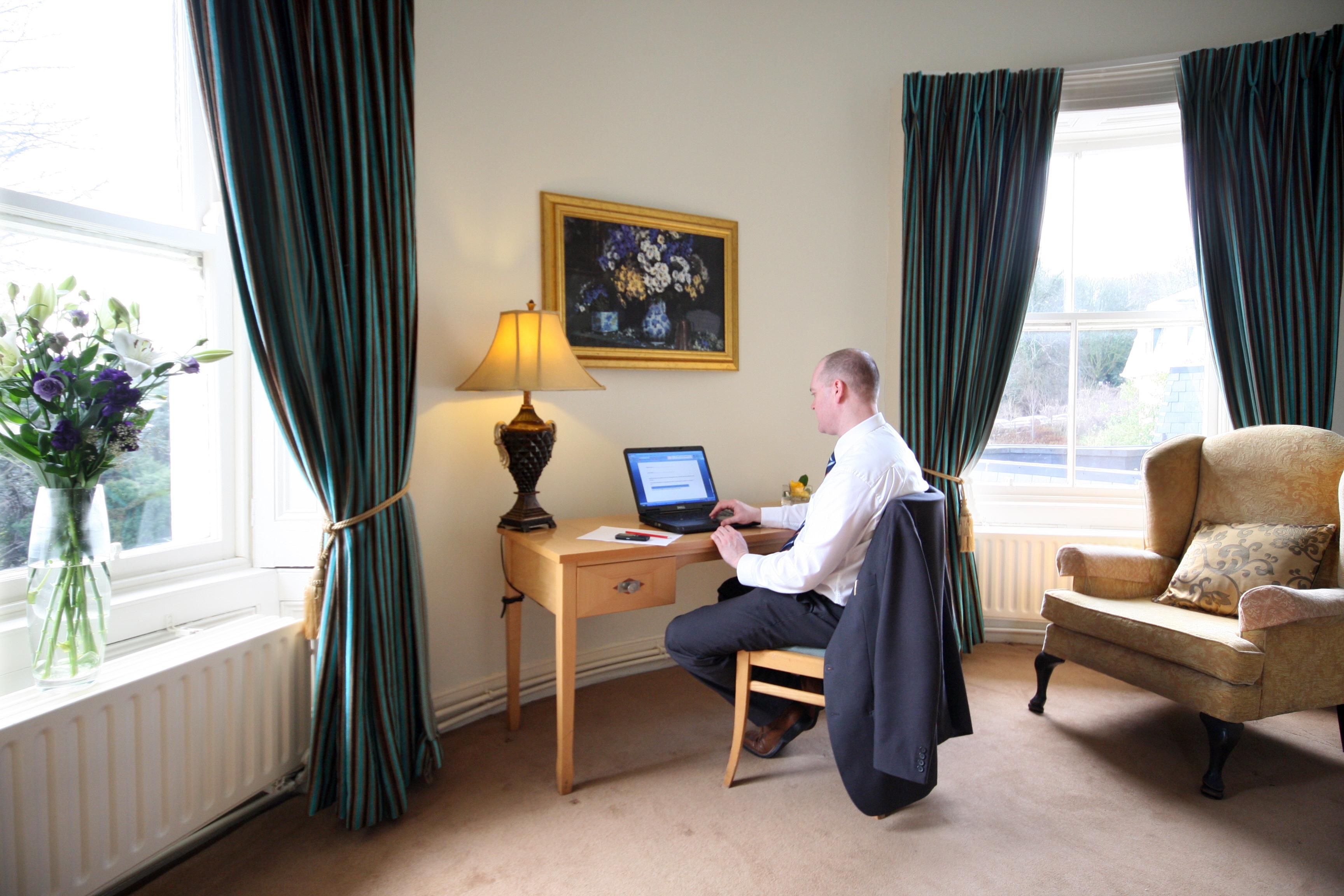 Cork'S Vienna Woods Hotel & Villas Экстерьер фото