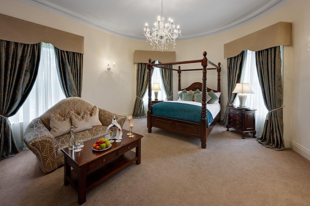Cork'S Vienna Woods Hotel & Villas Экстерьер фото