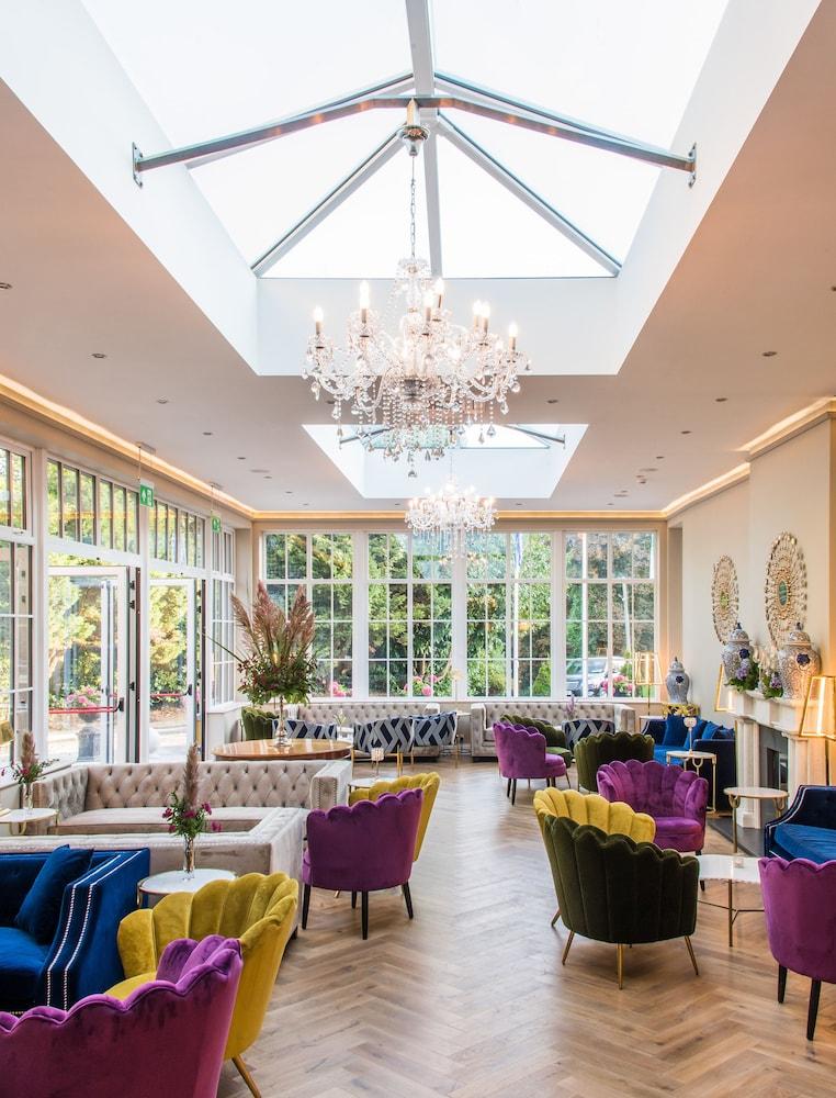 Cork'S Vienna Woods Hotel & Villas Экстерьер фото