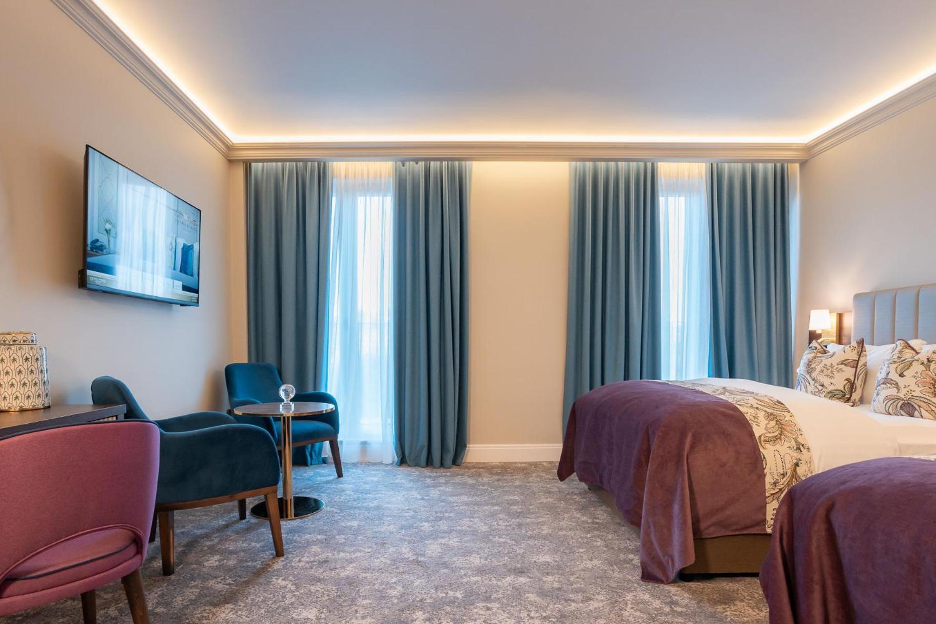 Cork'S Vienna Woods Hotel & Villas Экстерьер фото