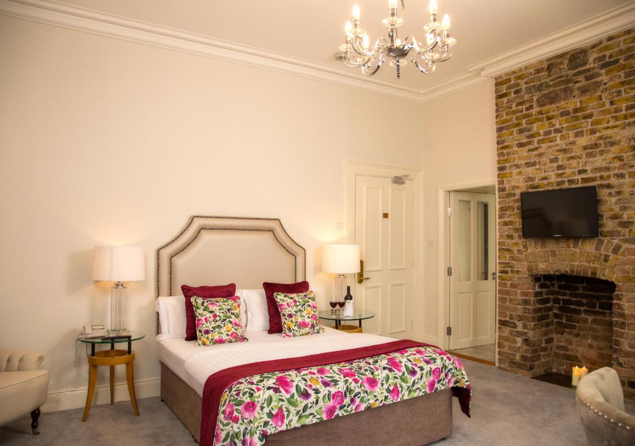 Cork'S Vienna Woods Hotel & Villas Экстерьер фото